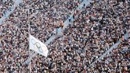 Přestože incident vzbudil pohoršení, rozhodl se Mezinárodní olympijský výbor (MOV) se souhlasem Izraele po jednodenním přerušení v hrách pokračovat. Do historie vešla slova tehdejšího předsedy MOV Averyho Brundage, který slavnostně prohlásil: "Hry musí pokračovat!"