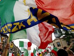 Itálie se stala mistrem světa ve fotbale. Zisk světové trofeje se slavil i v italské čtvrti v Torontu.