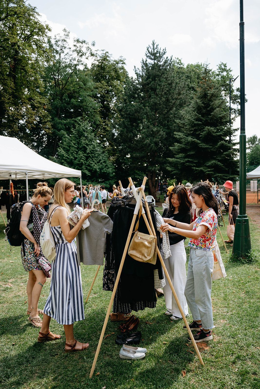 swap, výměna, oblečení, udržitelnost, projekt, pomoc