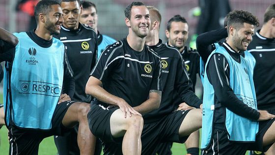 Prohlédněte si fotografie ze středečních posledních tréninků fotbalistů Sparty a Bern na stadionu na Letné přede vzájemným soubojem v Evropské lize.