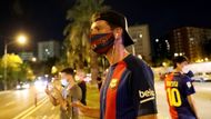 Fanoušci Lionela Messiho protestují proti jeho odchodu z Barcelony