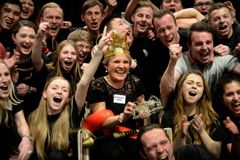 Pěkný nový školní rok, milí učitelé. Zas na vás budeme kašlat