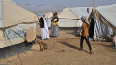 Uprchlický tábor uprostřed pustiny za severosyrským městem Derika