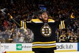 3. David Pastrňák - 170 milionů korun. S hokejisty Bostonu má šestadvacetiletý kanonýr kontrakt ještě na rok a očekává se, že si příští smlouvou výrazně polepší.