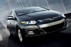 Honda vyvinula nový hybridní systém se dvěma spojkami