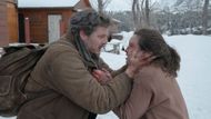 Pedro Pascal jako Joel a Bella Ramsey v roli Ellie.