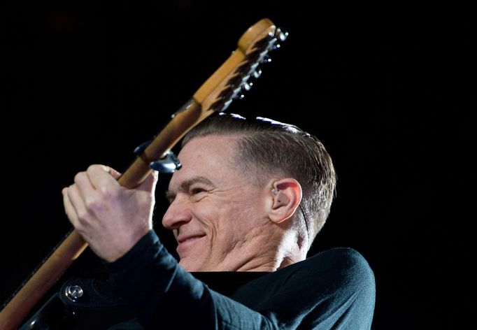 Bryan Adams