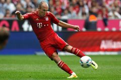Bayern dal pět gólů Hamburku s Drobným v brance