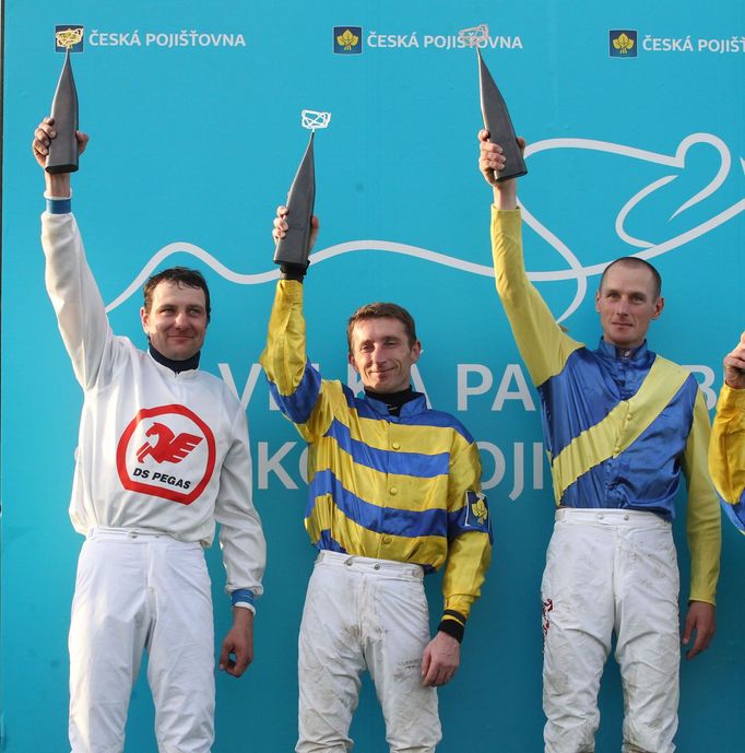 Velká pardubická 2015: Jan Faltejsek, Josef Sovka a Jaroslav Myška