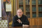 Arcibiskup Zoria Jevstratij, mluvčí Kyjevského patriarchátu.