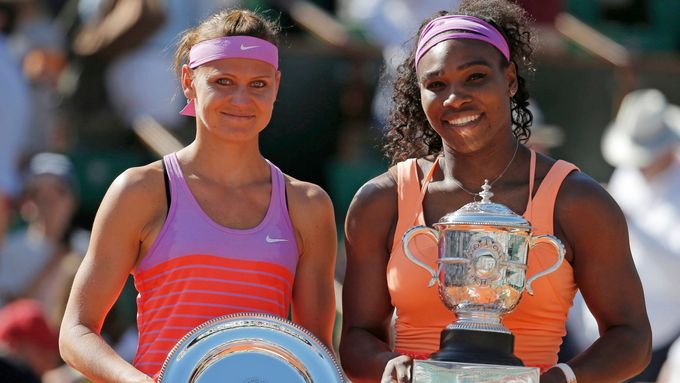 Lucie Šafářová a Serena Williamsová