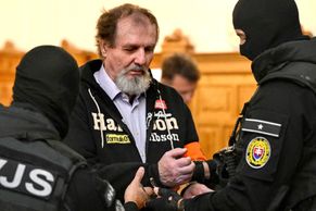 Atentátníka na Fica uznal soud vinným z terorismu, dostal 21 let vězení