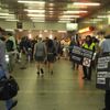 Pirátská akce proti turniketům v metru
