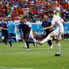 MS 2014, Španělsko-Nizozemsko: Xabi Alonso dává gól
