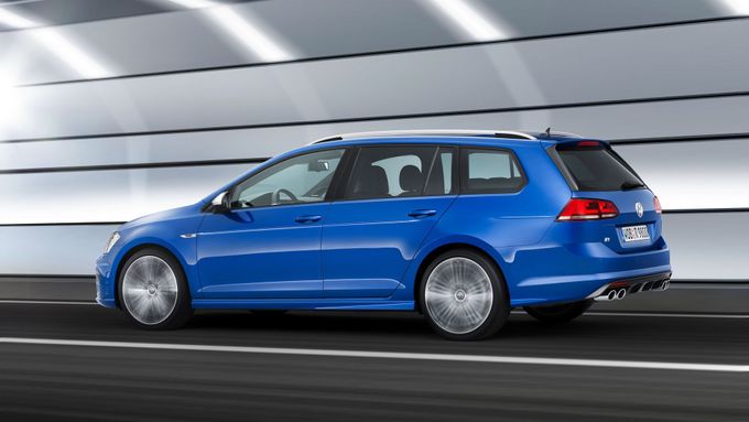 Nejprodávanější značkou v Evropě zůstává s odstupem Volkswagen.