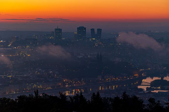 Krása podzimní Prahy na fotografiích Radoslava Vnenčáka