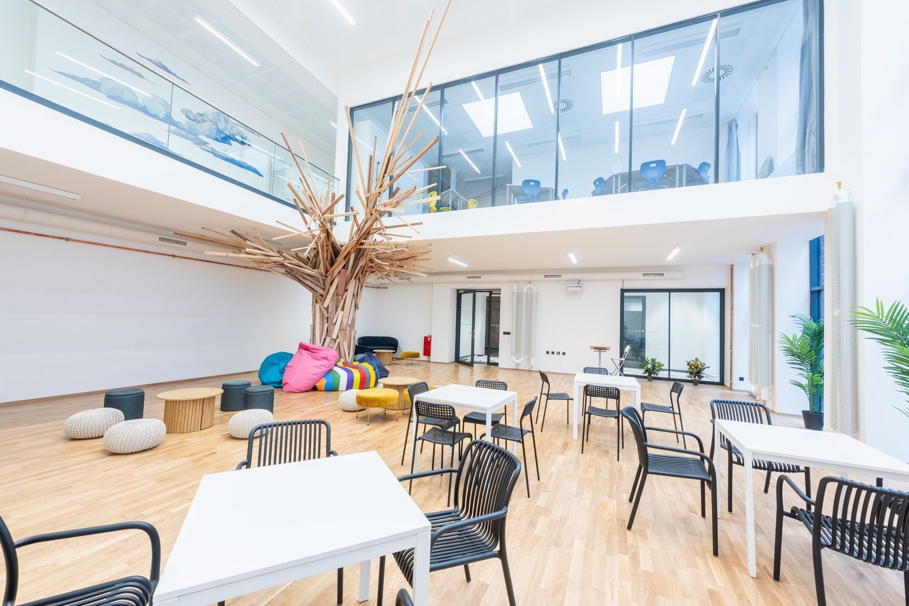 škola, sklady, Kloboučnická, rekonstrukce, Interiér roku