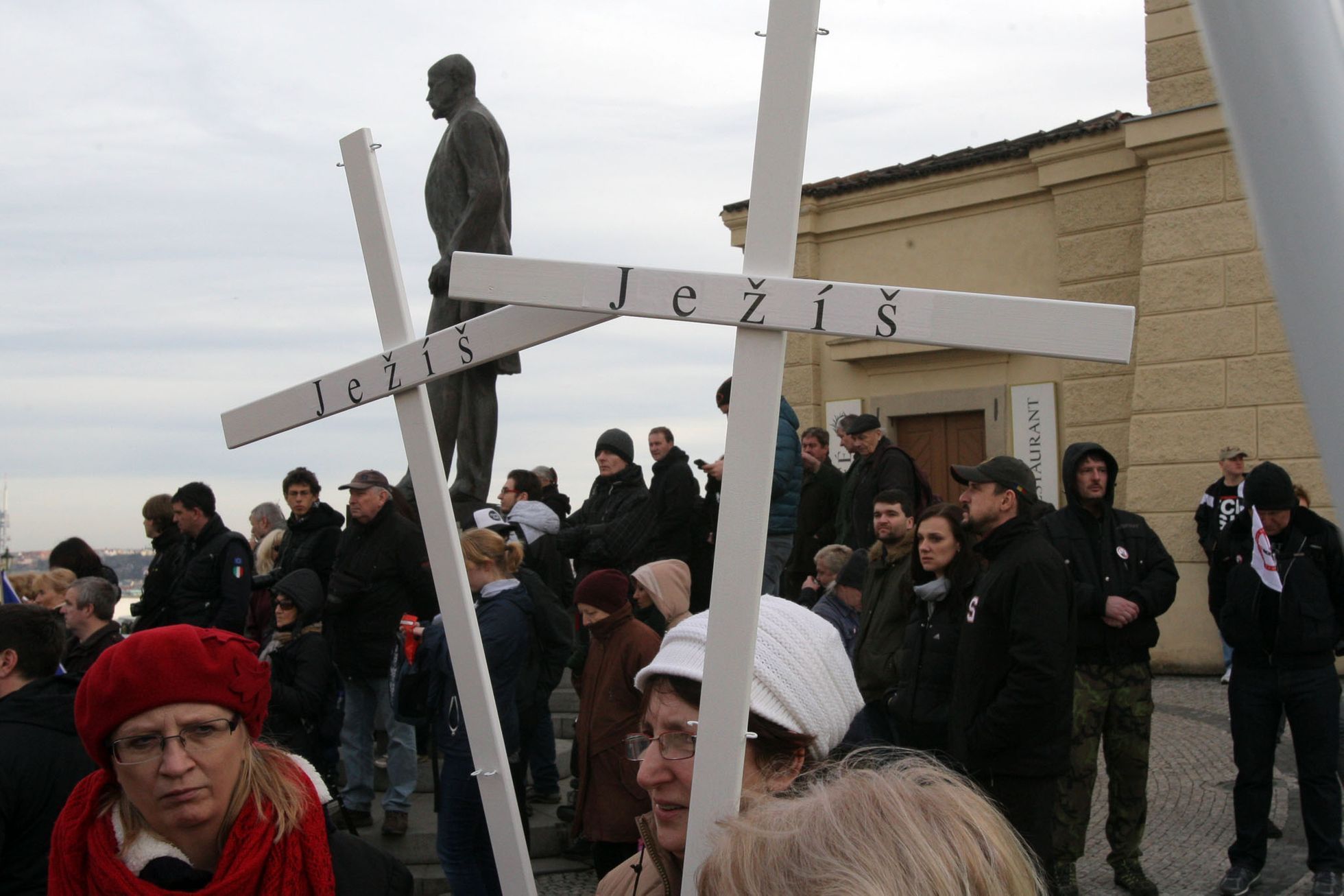 Stop islámu. Demonstrace na Hradčanském náměstí