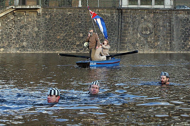 Kuba s Fidelem na Vltavě