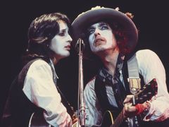 Joan Baezová a Bob Dylan roku 1975.