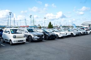 Konečně levná auta z Číny? Autobazar jimi chce zaplavit Česko, má i přeznačenou Škodu