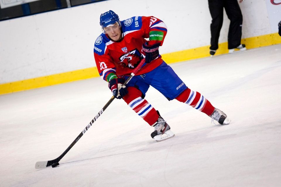 Český hokejista Tomáš Rachůnek z HC LEV Praha v přípravě na sezónu 2012/13.