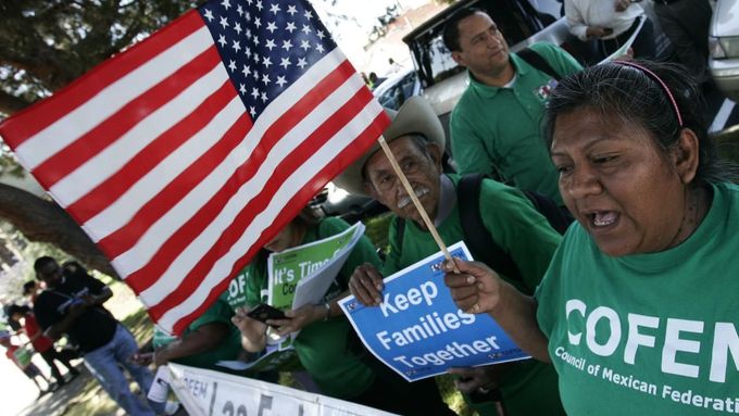 Demonstrace za občanství pro 11 milionů ilegálních přistěhovalců v USA.