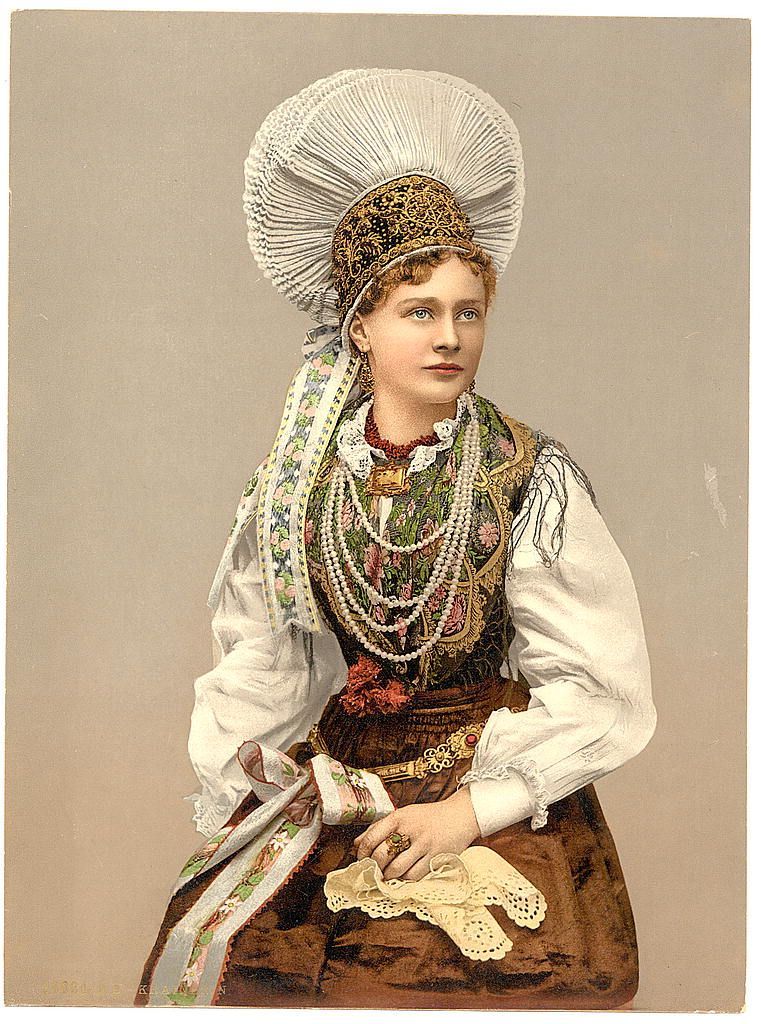 Dávné krásky. Portréty žen z celého světa vyfotografované kolem roku 1900