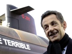 Sarkozy s francouzskou ponorkou.