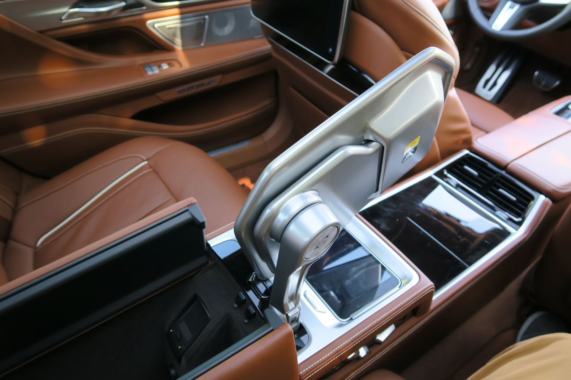 BMW M760Li xDrive