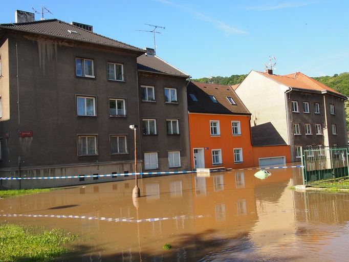 Zatopené domy ve Střekově