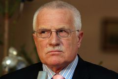 Prezident Klaus prohrál spor se soudním čekatelem