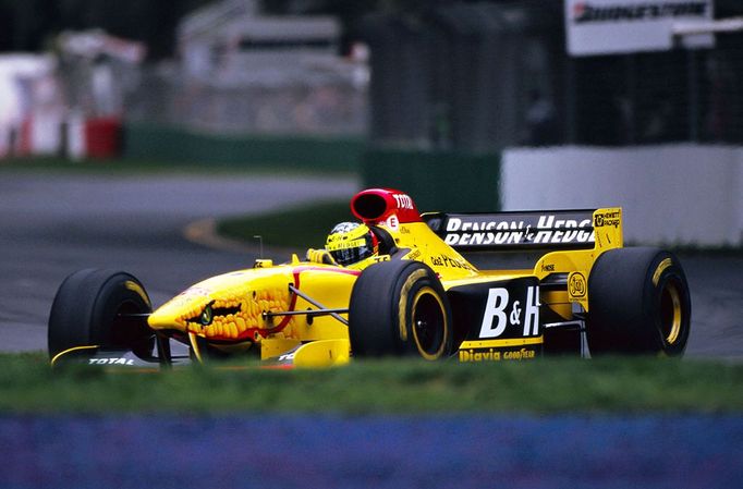 Prvním závodem formule 1 byla Velká cena Austrálie 1997, odjel v ní jediné kolo.