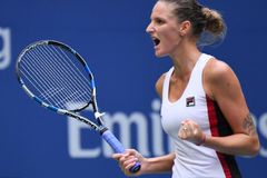 Živě: Plíšková vs. Cibulková 2:6, 2:6. V souboji národních jedniček dominovala Slovenka