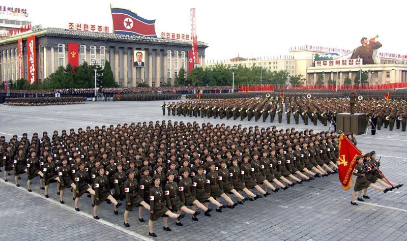 Vojenská přehlídka - Severní Korea