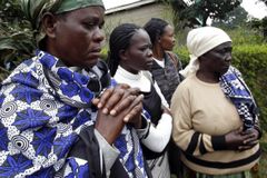Keňa smutní za oběti teroru, Šabáb mluví o 137 mrtvých