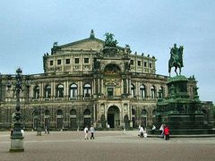 drážďanská semperova opera