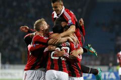 Milán navázal na triumf s Juventusem a otočil duel s Catanii