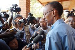 Rwandský parlament bude mít víc žen než mužů