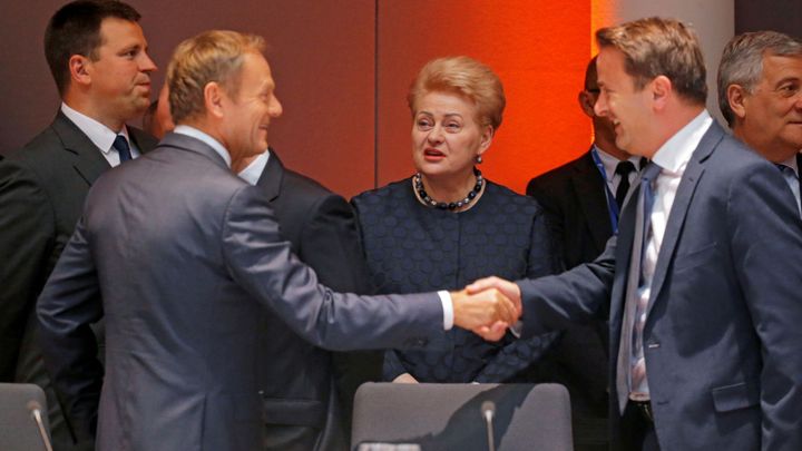 Stále není jasno, kdo povede Evropskou komisi. Lídři zemí přerušili jednání v Bruselu