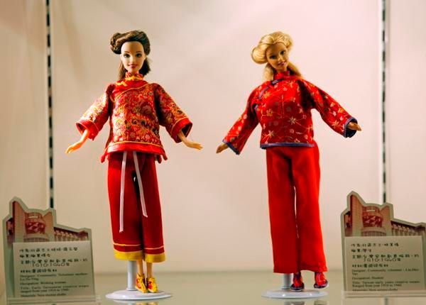 Barbie v tradičním čínském oblečku