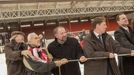 Zahájení první etapy výstavby nového fotbalového stadionu Slavie Praha  symbolickým stržením starého stožáru s osvětlením. 15. 12. 2003