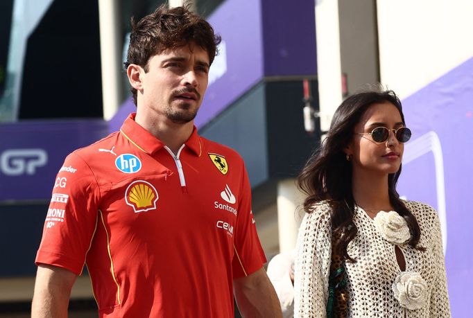 Charles Leclerc a Alexandra Saint Mieuxová