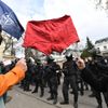 18. 4. 2021 - první protest před Ruské velvyslanectví, ambasáda, protesty, klid, média, policie, Vrbětice, náměstí Borise Němcova