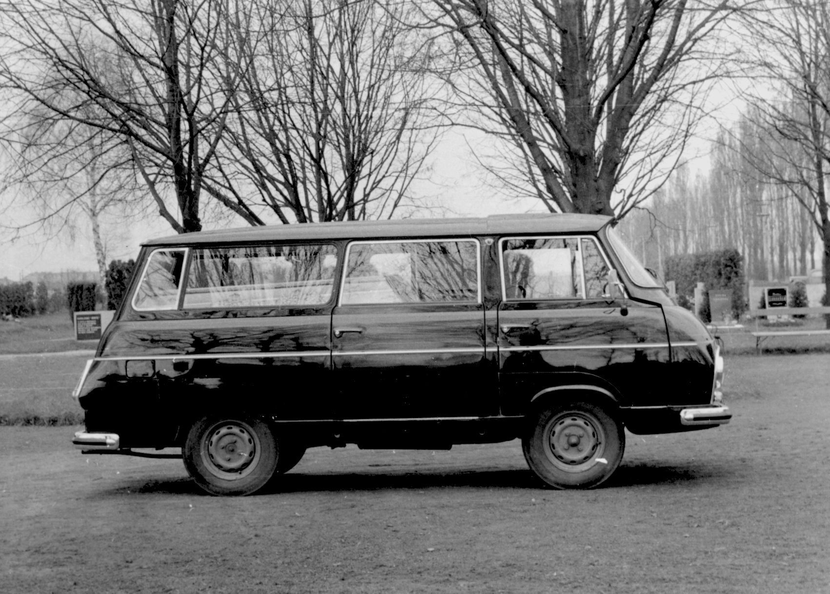 Pohřební automobily Škoda