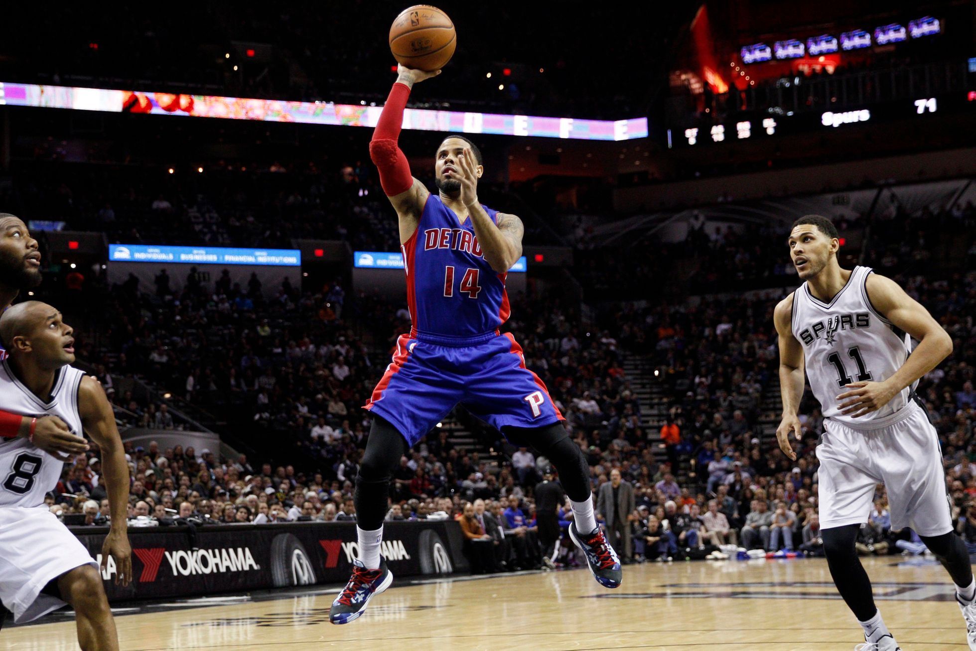 NBA: Detroit Pistons vs. San Antonio Spurs (D. J. Augustin)