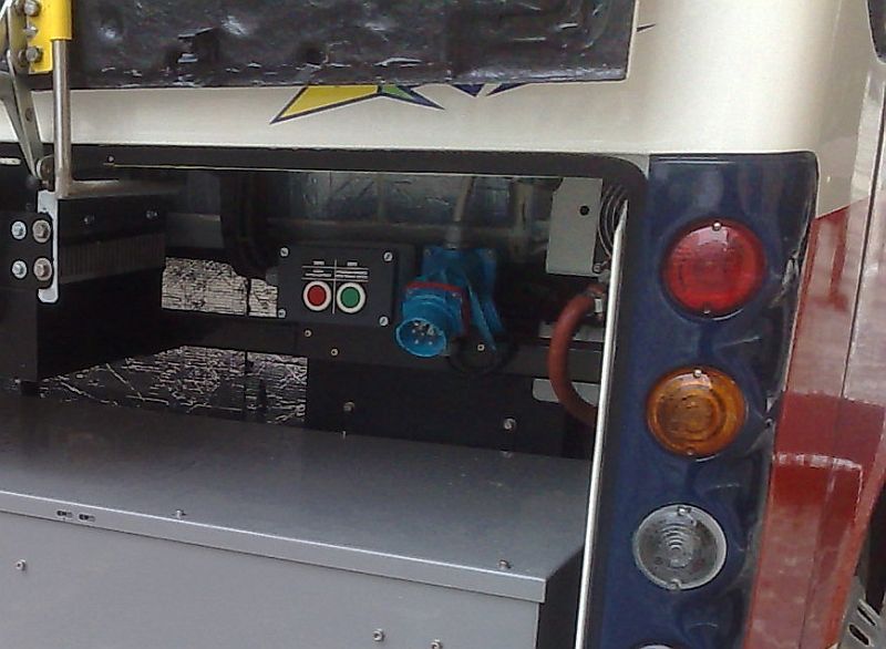 Praha představila první elektrobus, který bude jezdit centrem města