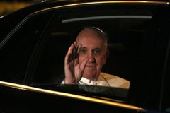 Papež převzal pozvání do Česka. Neřekl, zda přijede
