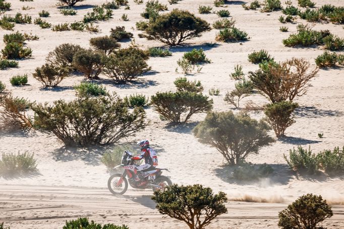 Sebastian Bühler (Hero) v 1. etapě Rallye Dakar 2021