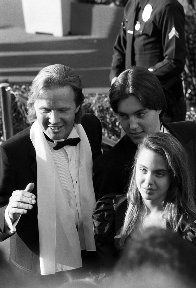 "The 60th Annual Academy Awards" Jon Voight, Angelina Jolie, James Haven 1988